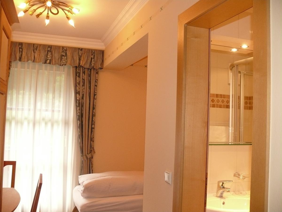 Gasthof-Pension Zur Klause Ratten Εξωτερικό φωτογραφία