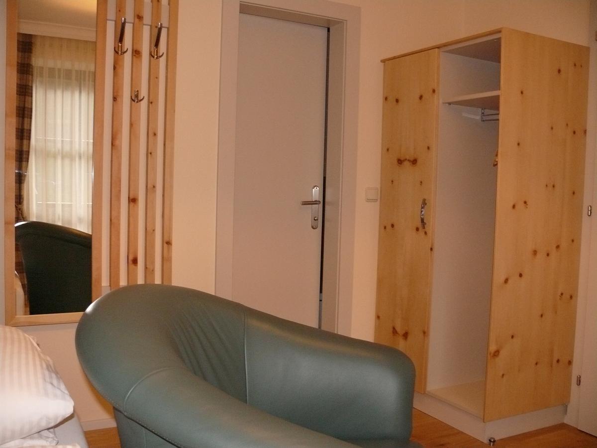 Gasthof-Pension Zur Klause Ratten Εξωτερικό φωτογραφία